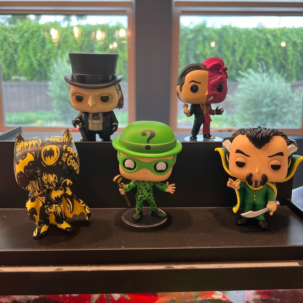 NWOB FUNKO SET OF VILLIANS SET OF 5